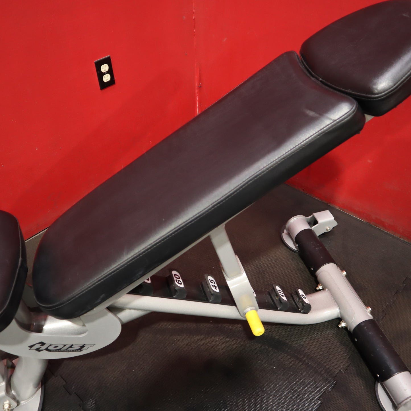 Hoist Adjustable Bench (Refurbished)