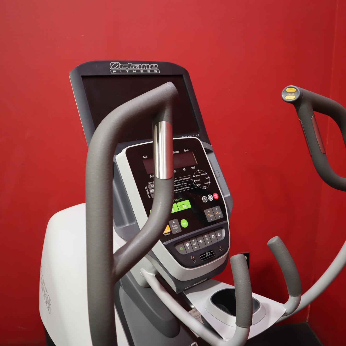 Octane Fitness XT4700 (Refurbished)