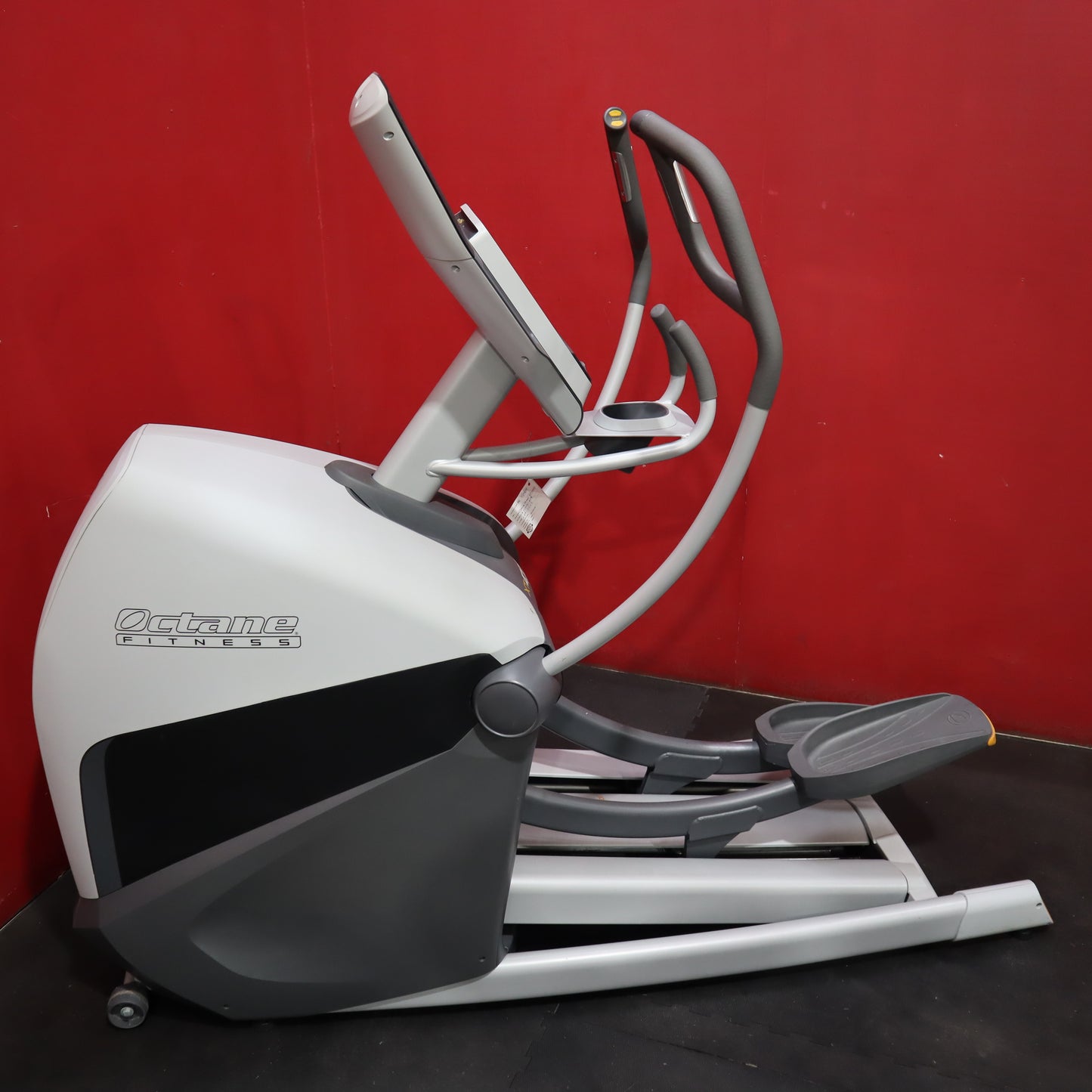 Octane Fitness XT4700 (Refurbished)