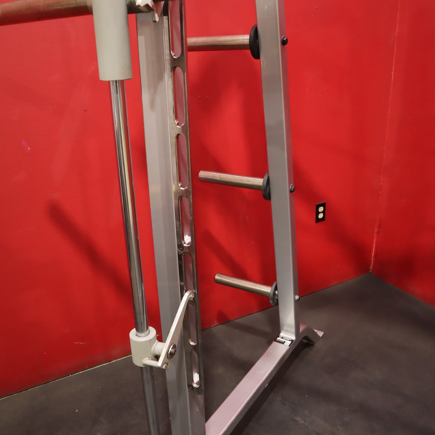 Tuff Stuff Smith Machine (Refurbished)