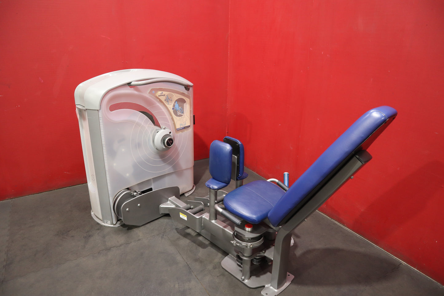 Nautilus One Hip Abduction/Adduction (Refurbished)