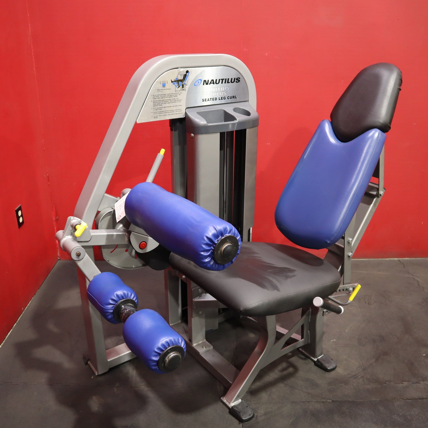 Nautilus Nitro Plus Seated Leg Curl (Refurbished)