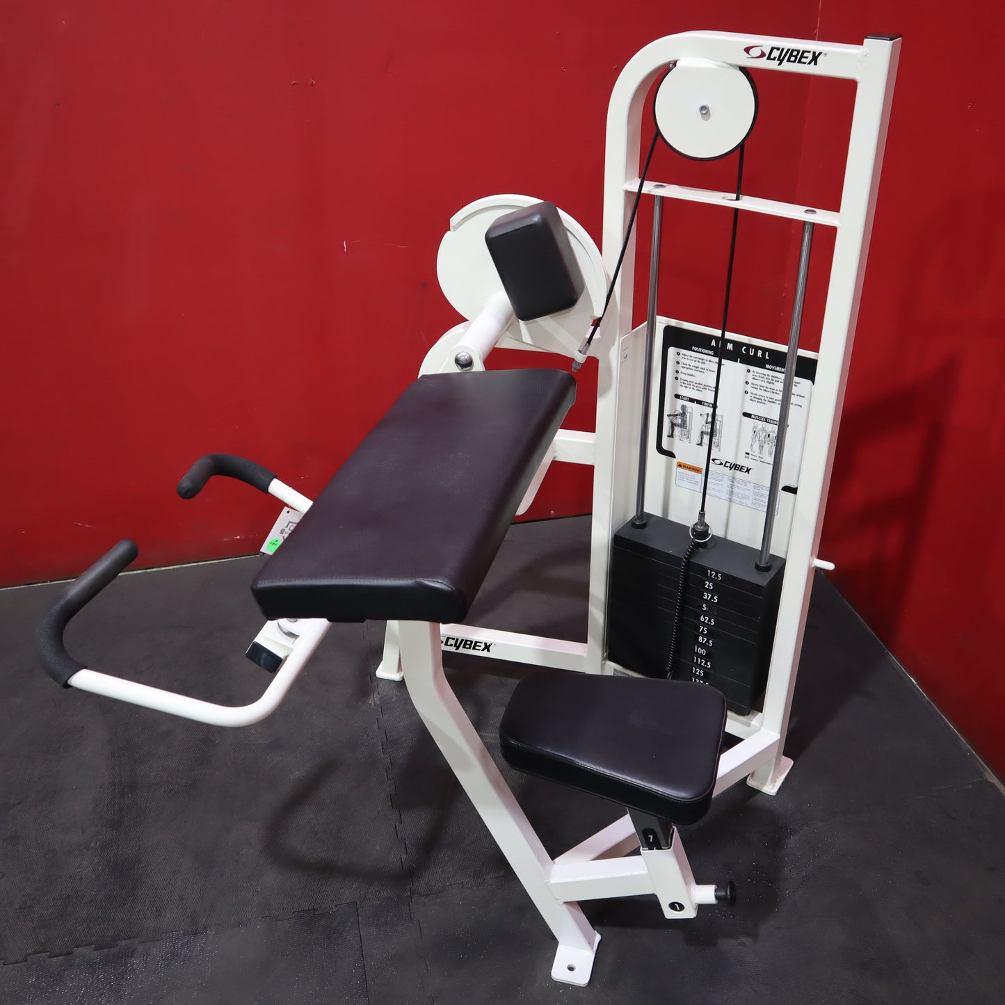 Cybex VR2 Arm Curl (Refurbished)