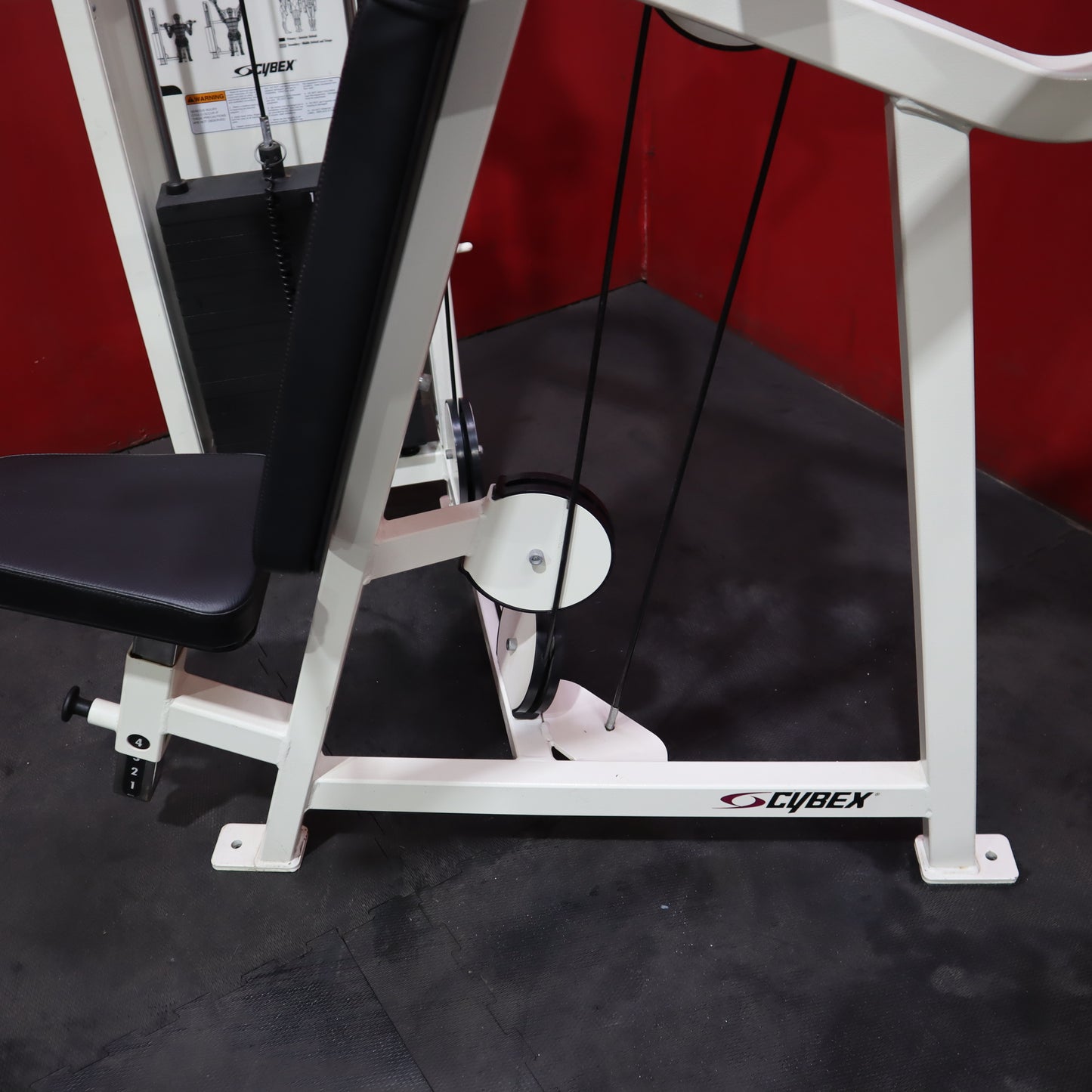 Cybex VR2 Overhead Press (Refurbished)