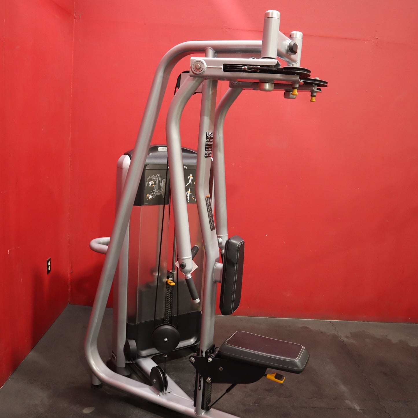 Precor Discovery Series Rear Delt/Pec Fly (Refurbished)