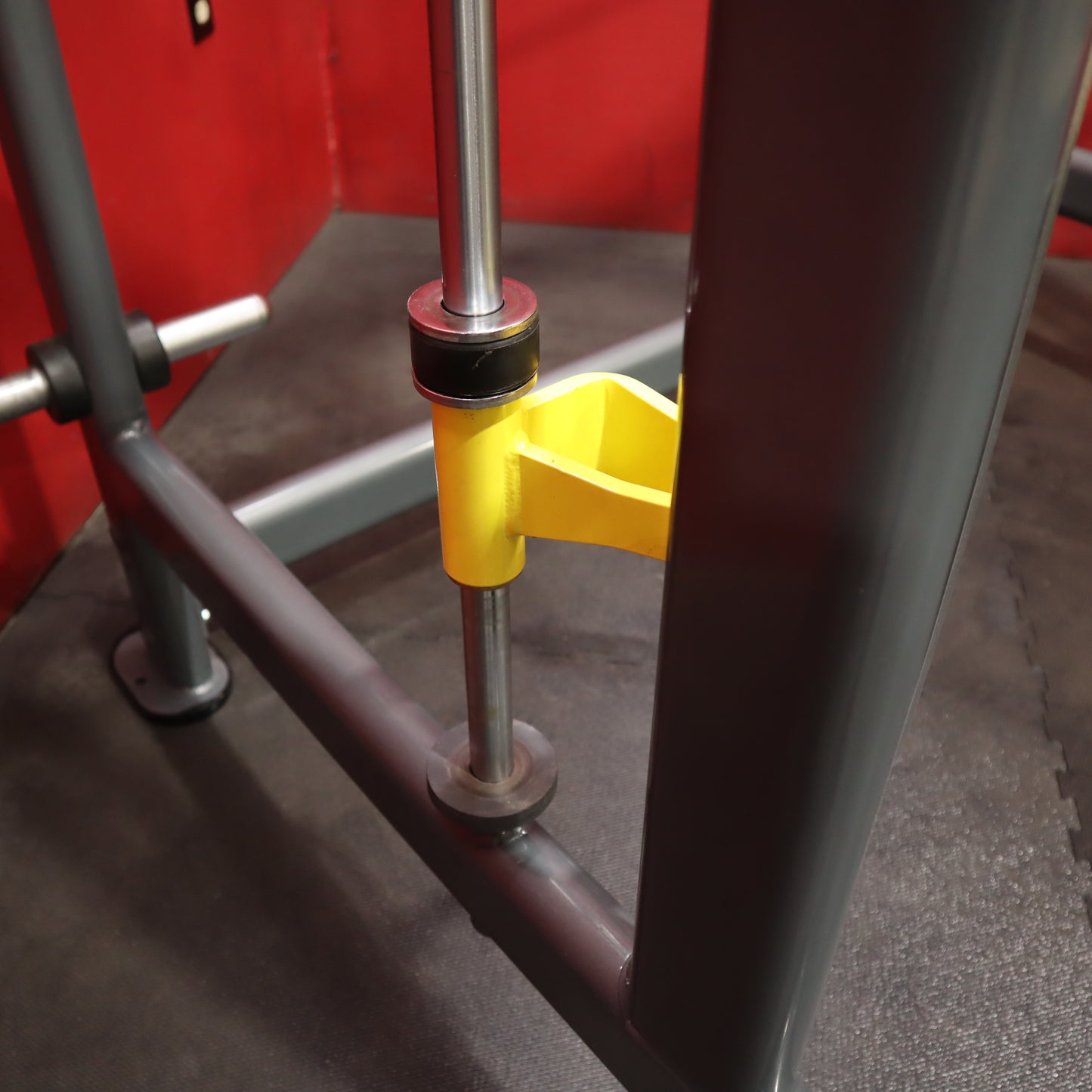 True FS30 Smith Machine (Refurbished)