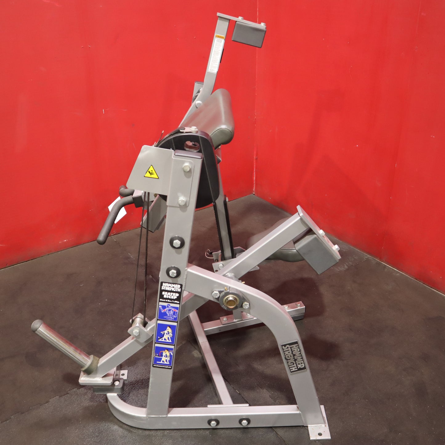 Hammer Strength Seated Bicep Curl (Refurbished)