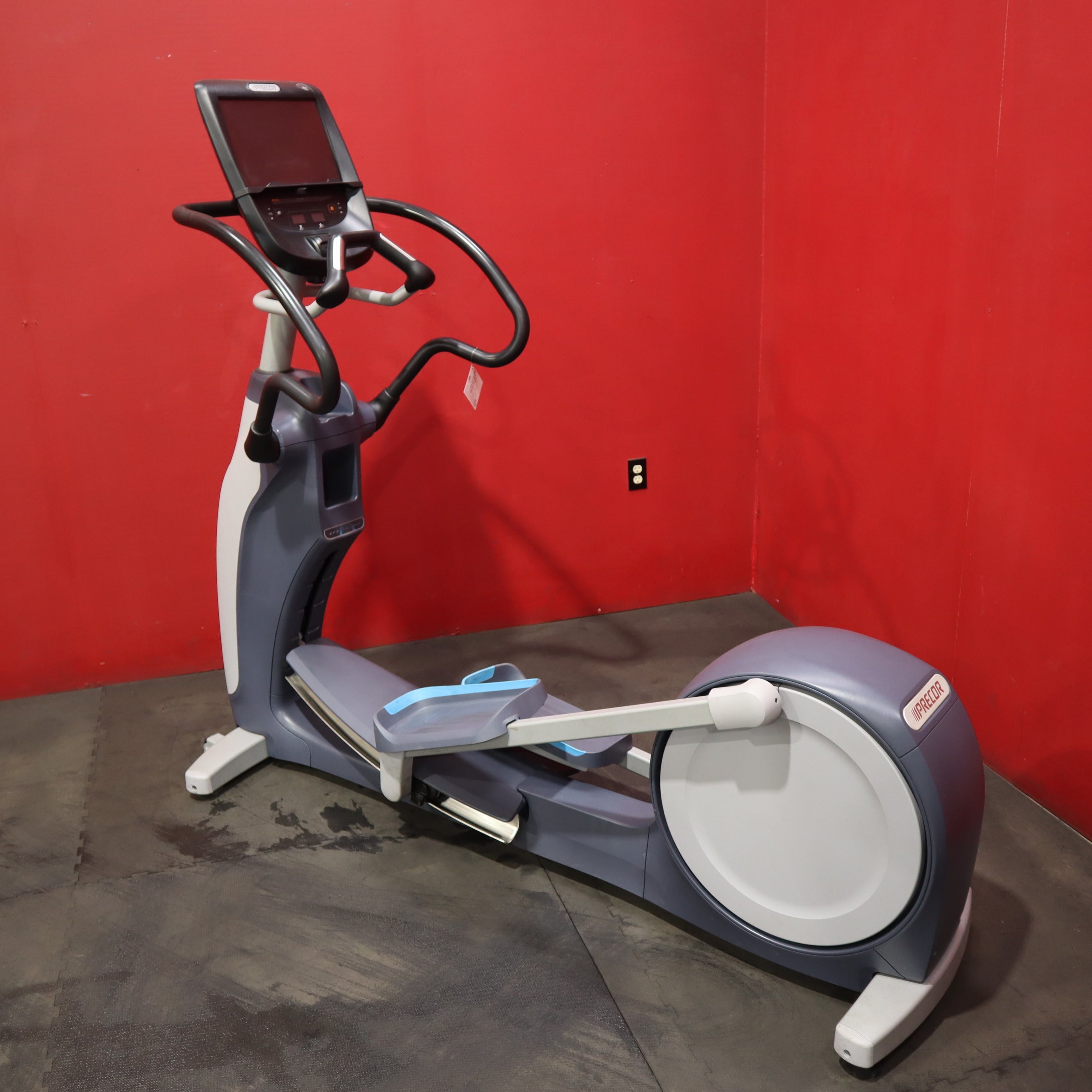 Precor EFX 883 Lower Body Elliptical Trainer w/P82 Console Converging ...