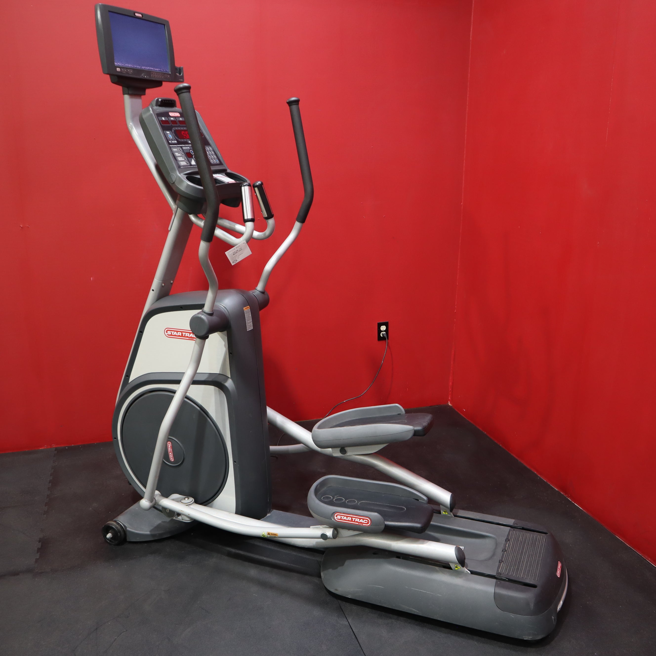 Star trac 2024 4 series elliptical