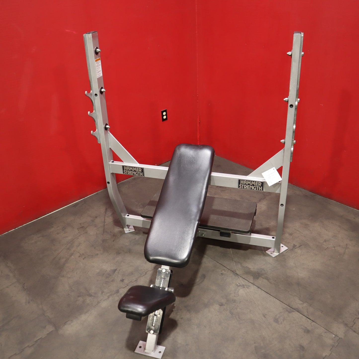 Hammer Strength Olympic Incline Bench Press (Used)