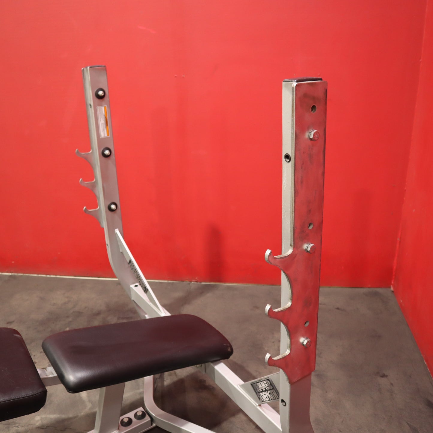 Inventario entrante: Banco incline Olympic incline Bench Press (usado)