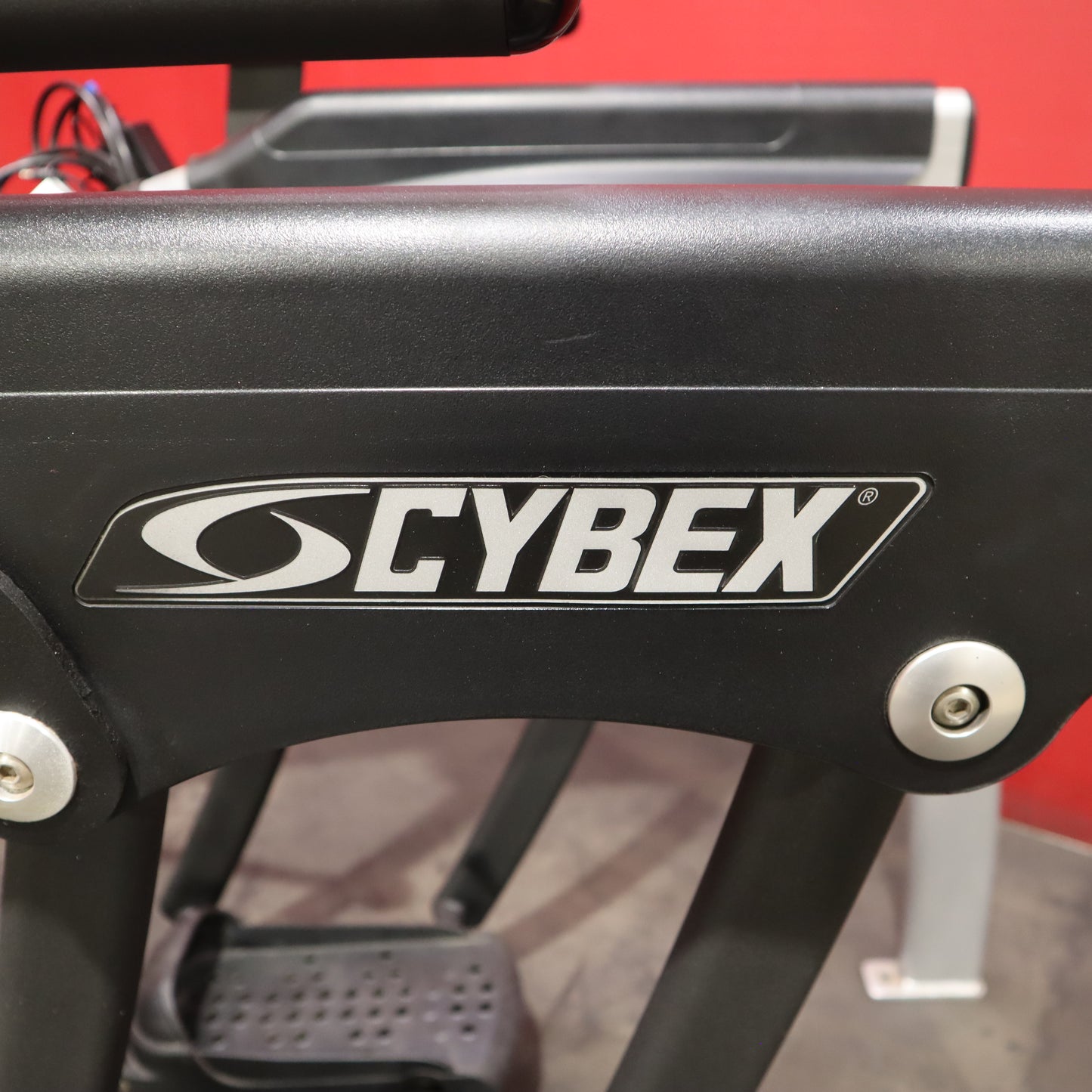 Cybex 620A Entrenador de arco para la parte inferior del cuerpo (reacondicionado)