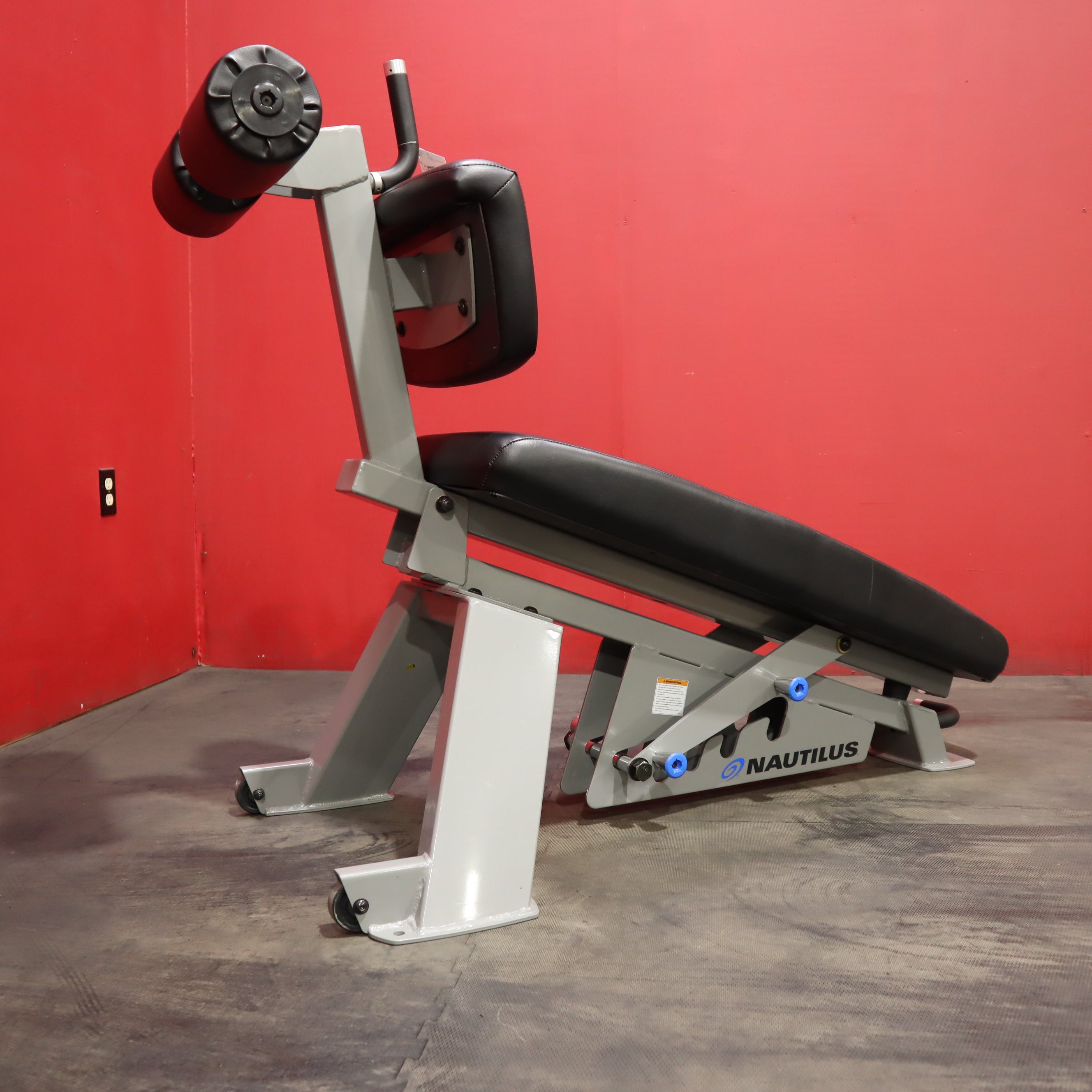 Nautilus Adjustable Ab Bench Refurbished Discount Commercial Gym Equipment