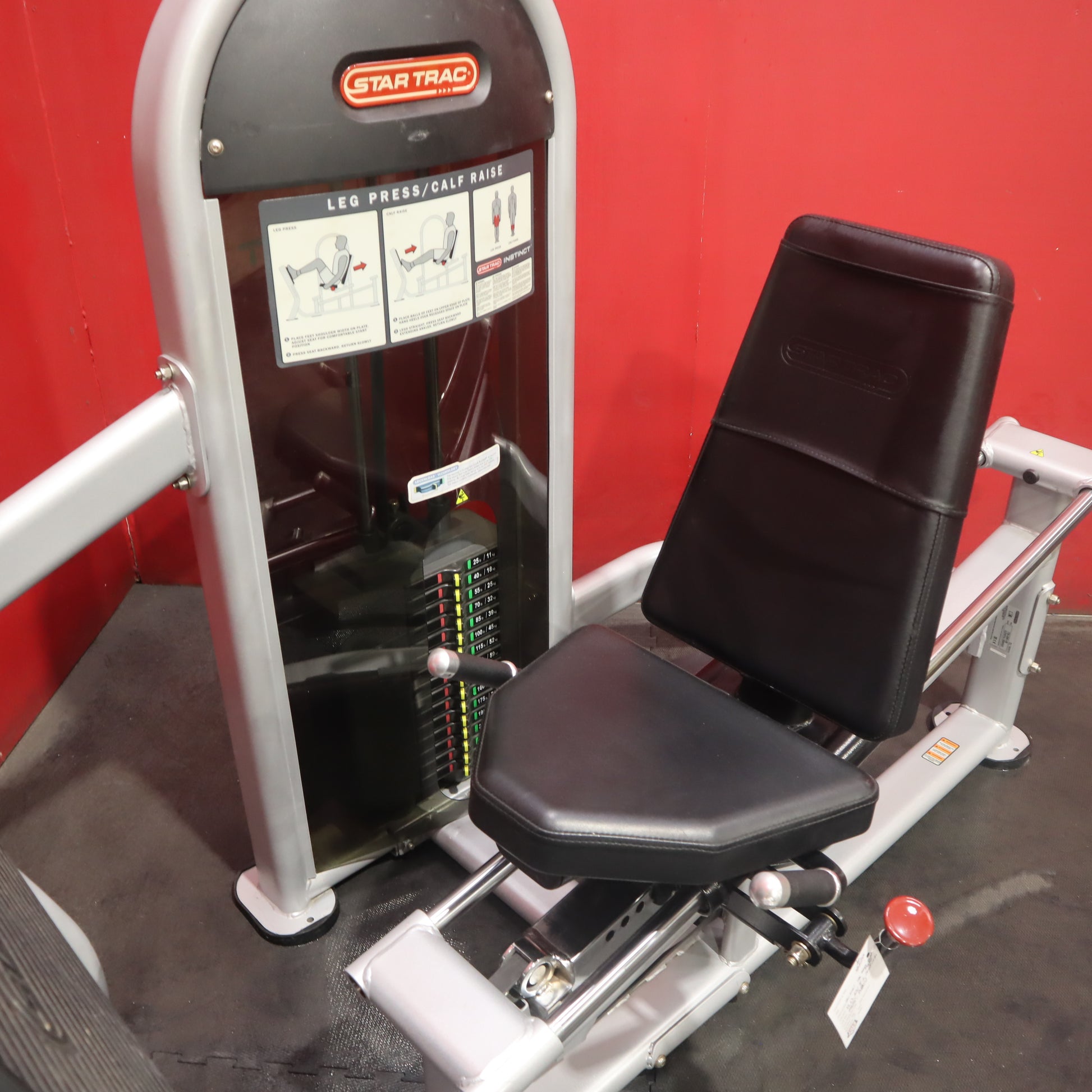 Star Trac Instinct Leg Press/Calf Raise (Remanufactured)