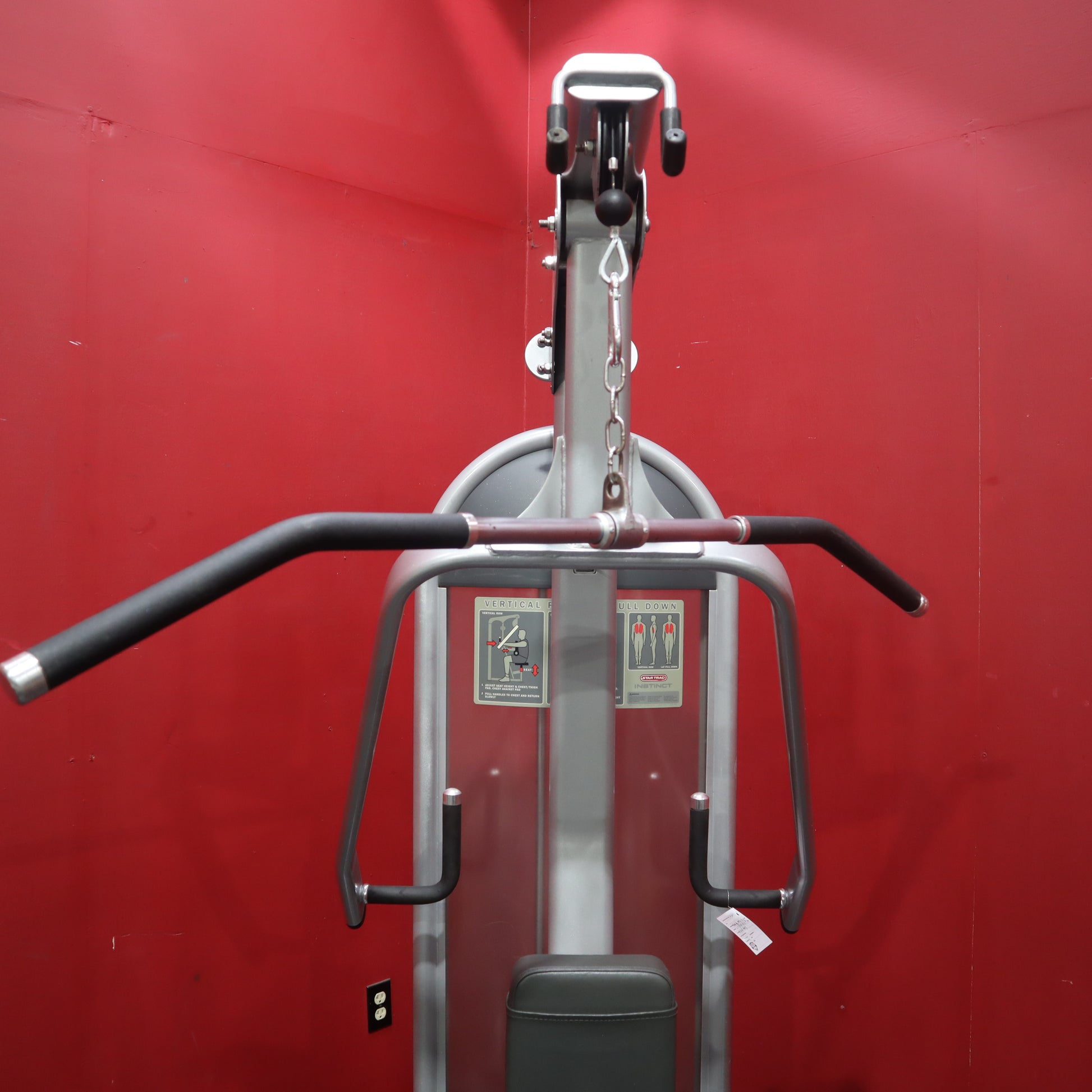 Star Trac Instinct Vertical Row / Lat Pulldown (Remanufactured)