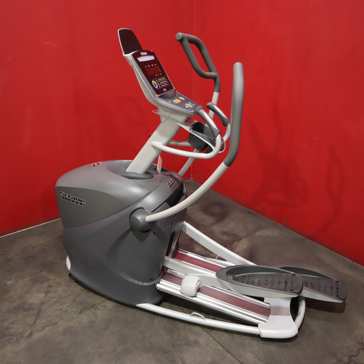 Octane Fitness Q37xi Eliptical Trainer (Reacondicionado)