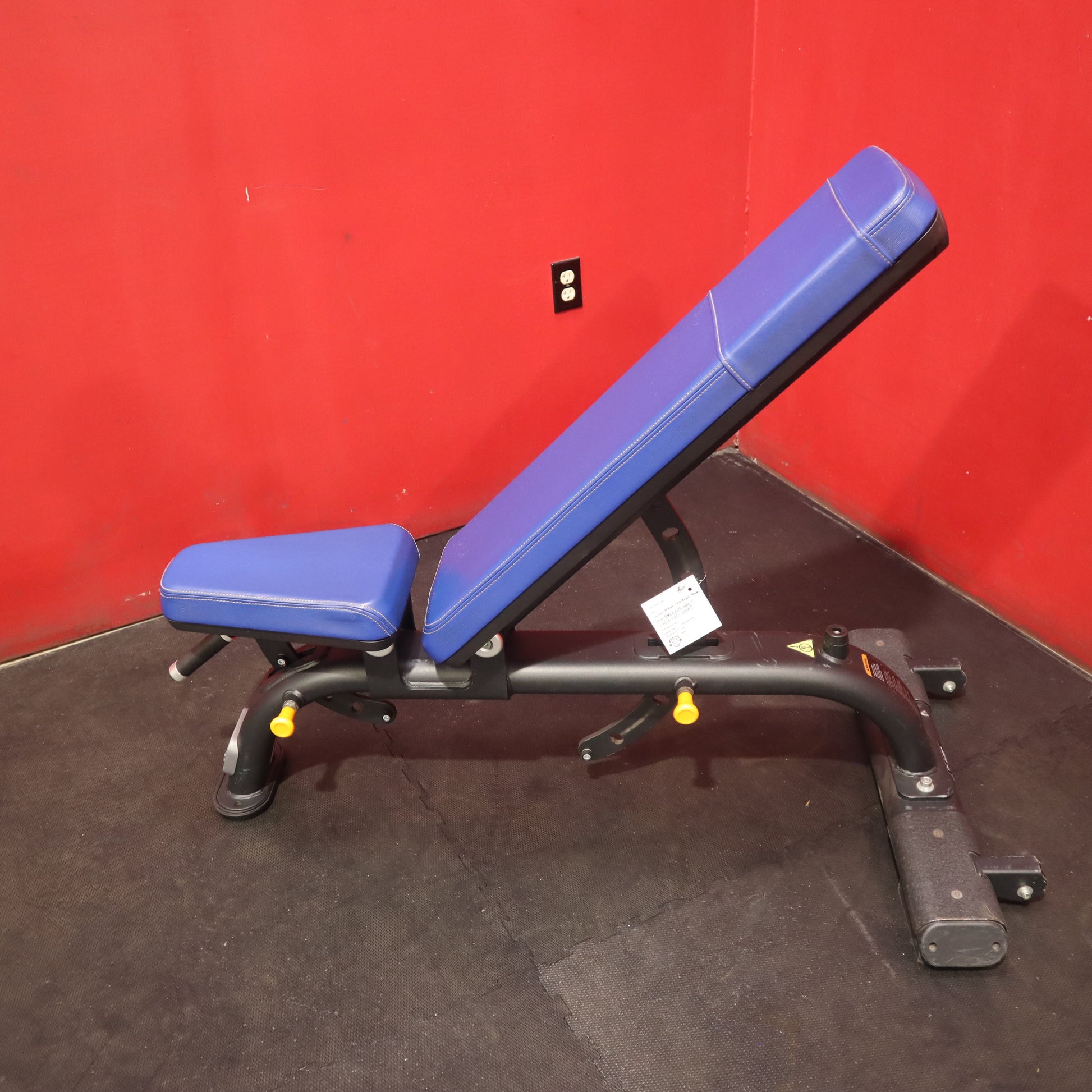 Precor Discovery Series Multi-Adjustable Bench (Remanufactured)