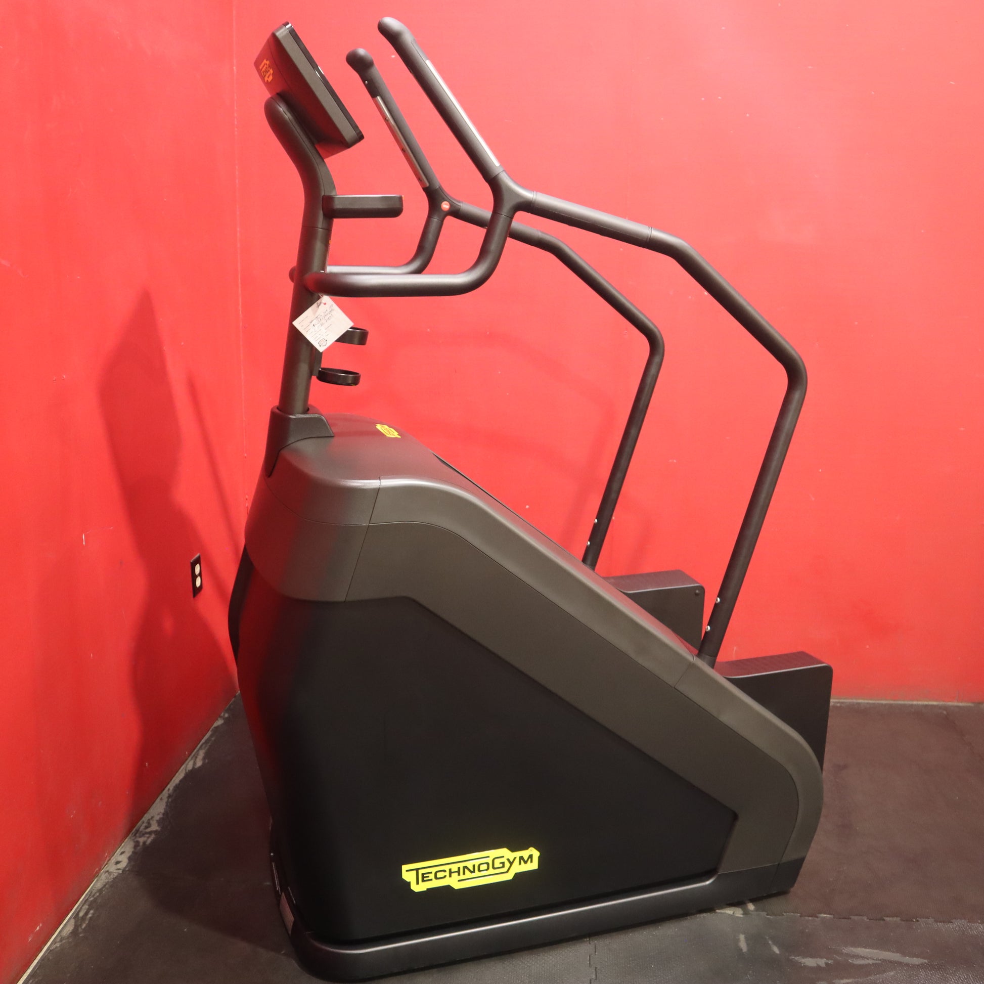 Technogym Excite Live 10" Climb (Remanufactured)