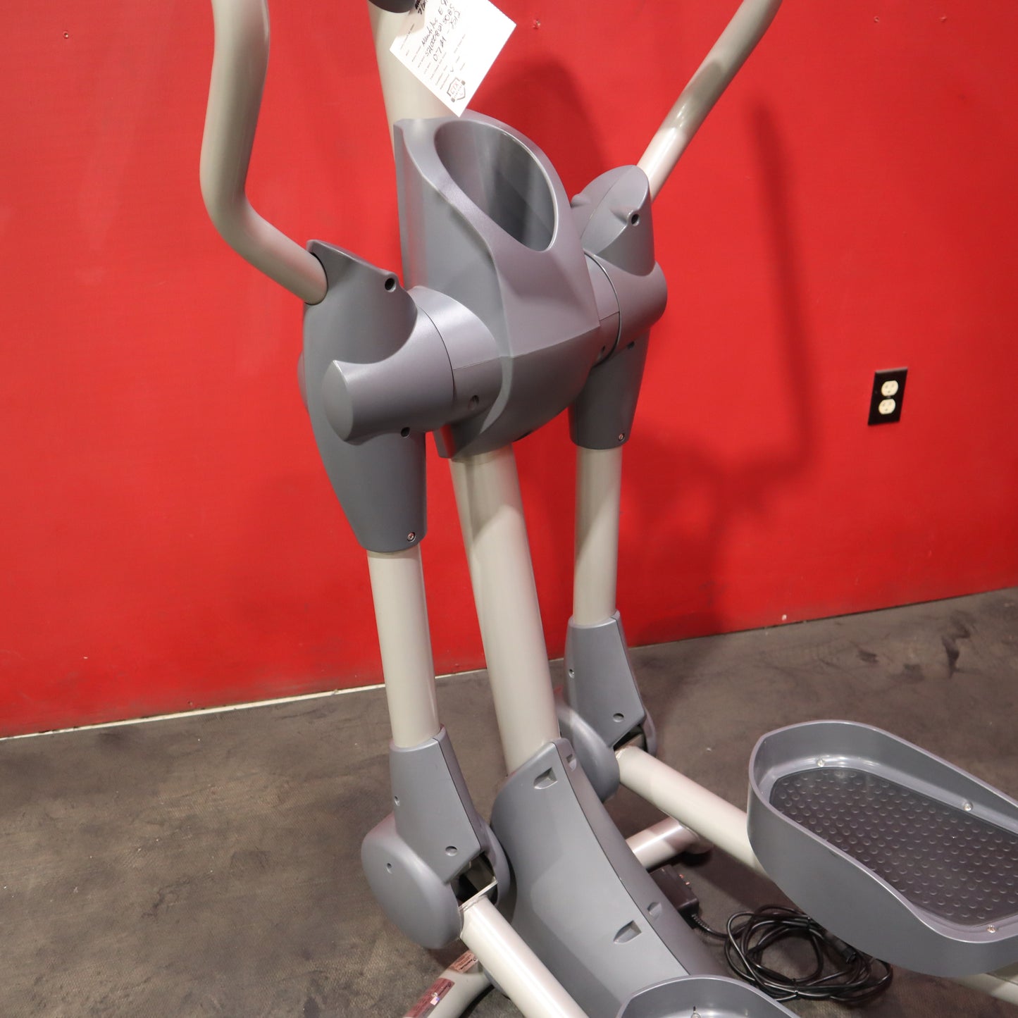 Nautilus E9.16 Elliptical Trainer (Refurbished)