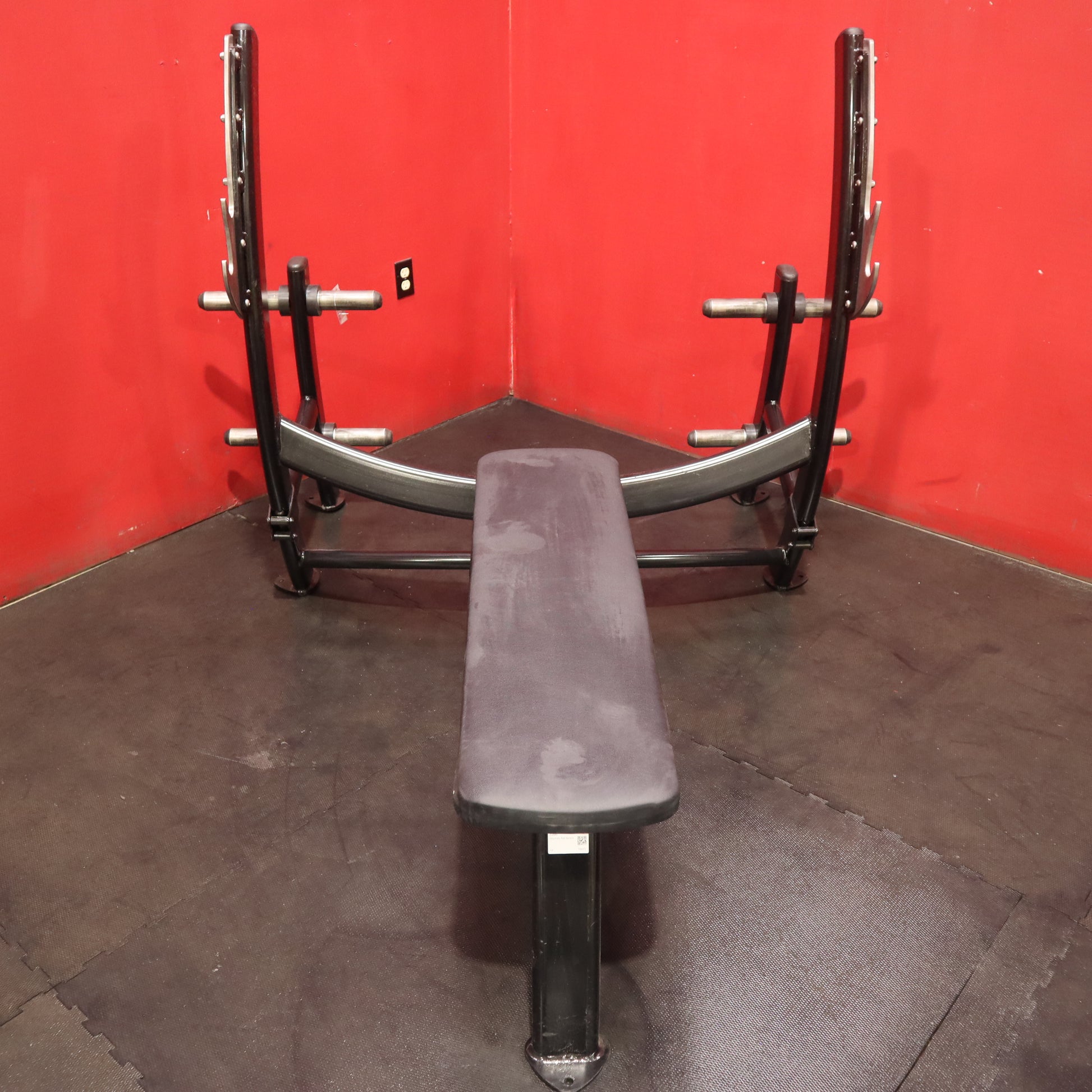 Cybex Prestige Series Olympic Bench Press w/ Weight Storage (Remanufactured)