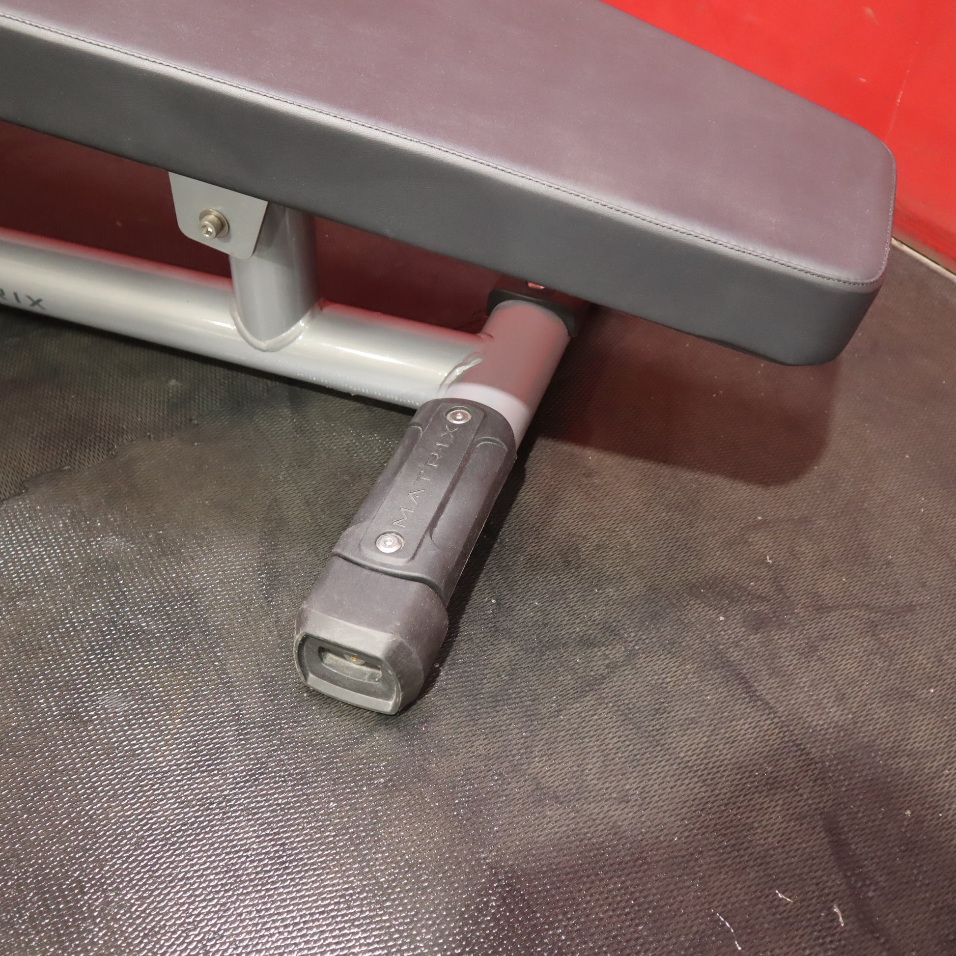 Matrix Adjustable Decline Bench (Remanufactured)