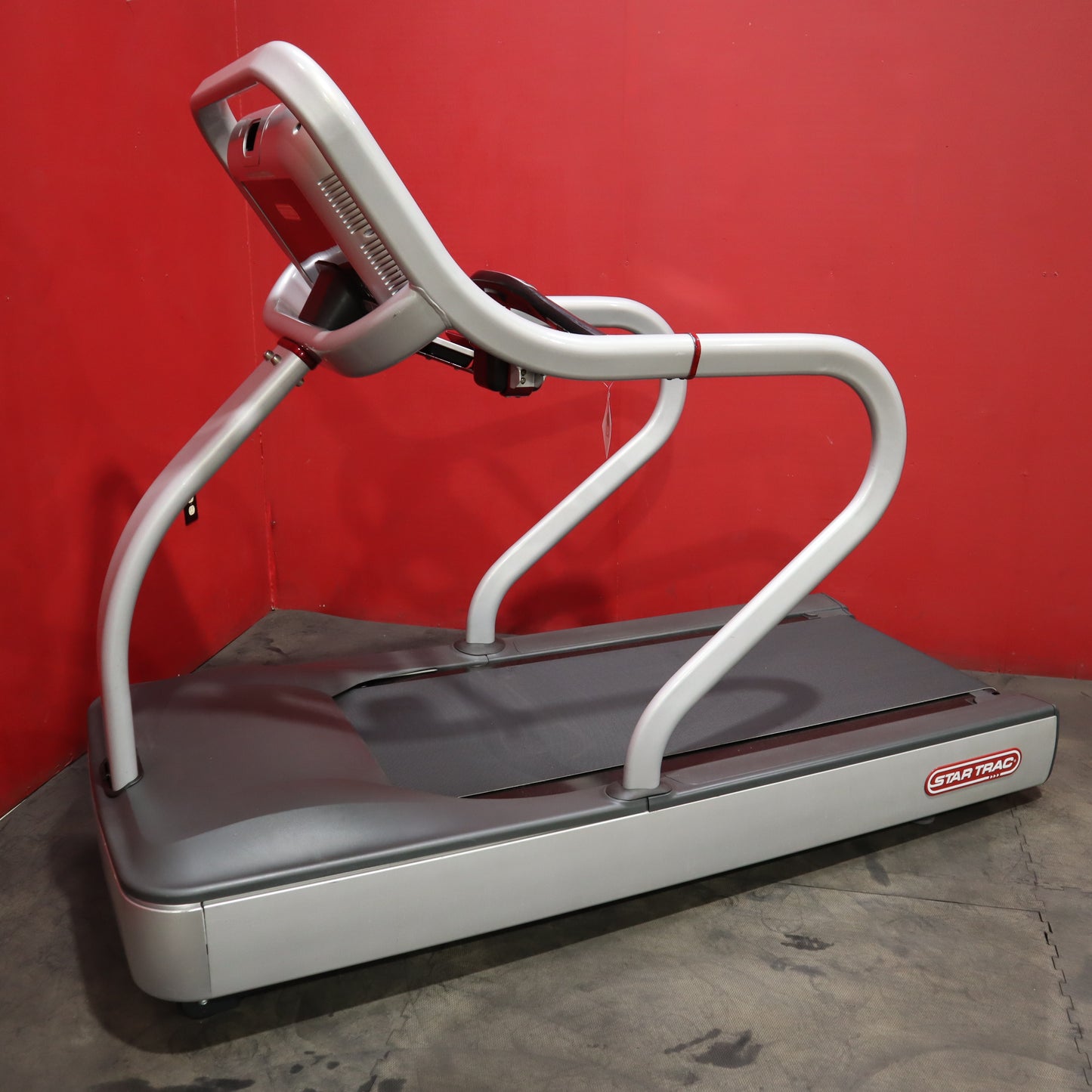 Star Trac 8-TRx Treadmill (Refurbished)