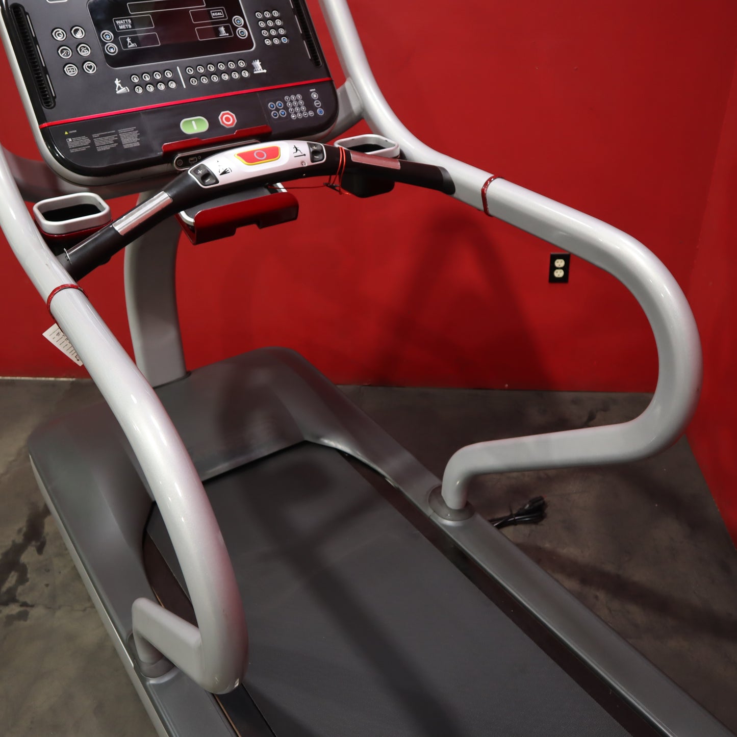 Star Trac 8-TRx Treadmill (Refurbished)