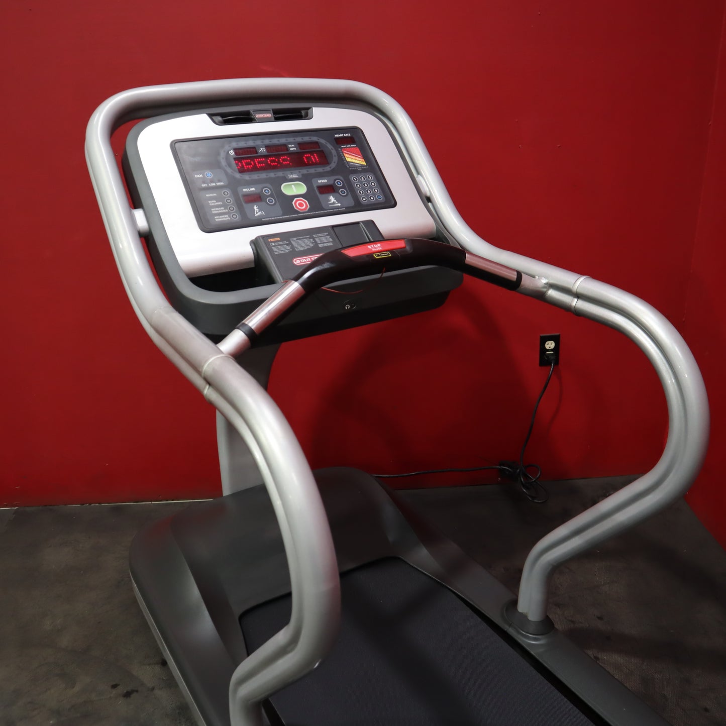 Star Trac S-TRc Treadmill (Refurbished)