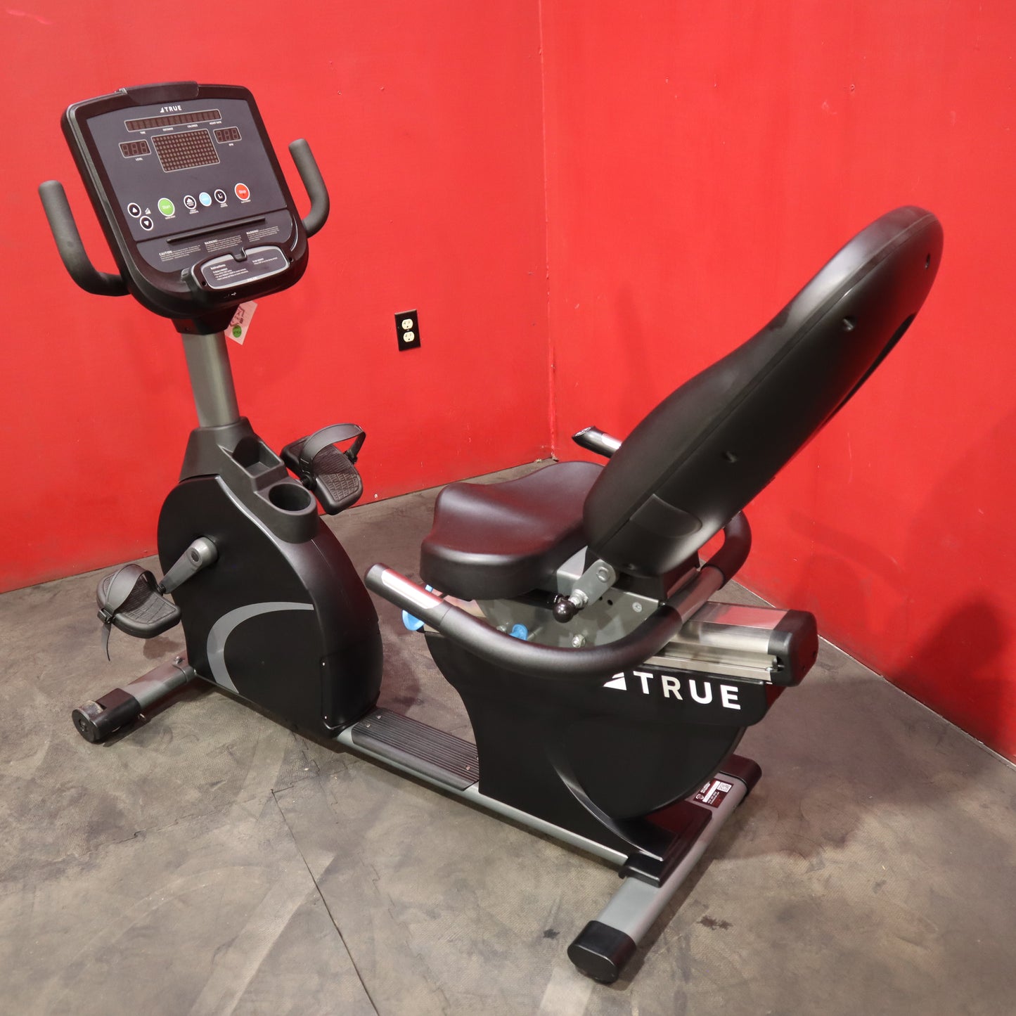 True Fitness 900 Recumbent Bike (Reacondicionado)