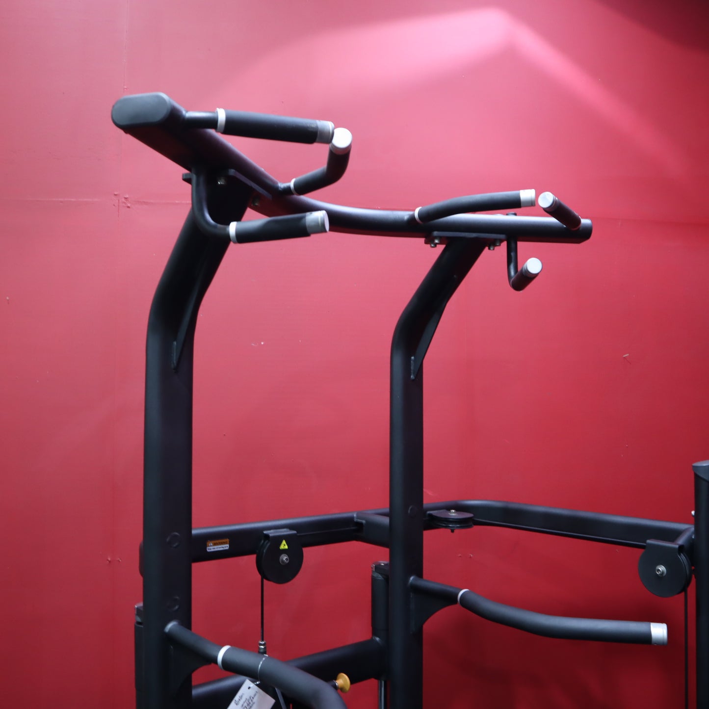 Matrix Versa Chin / Dip Assisted Pullup (Refurbished)