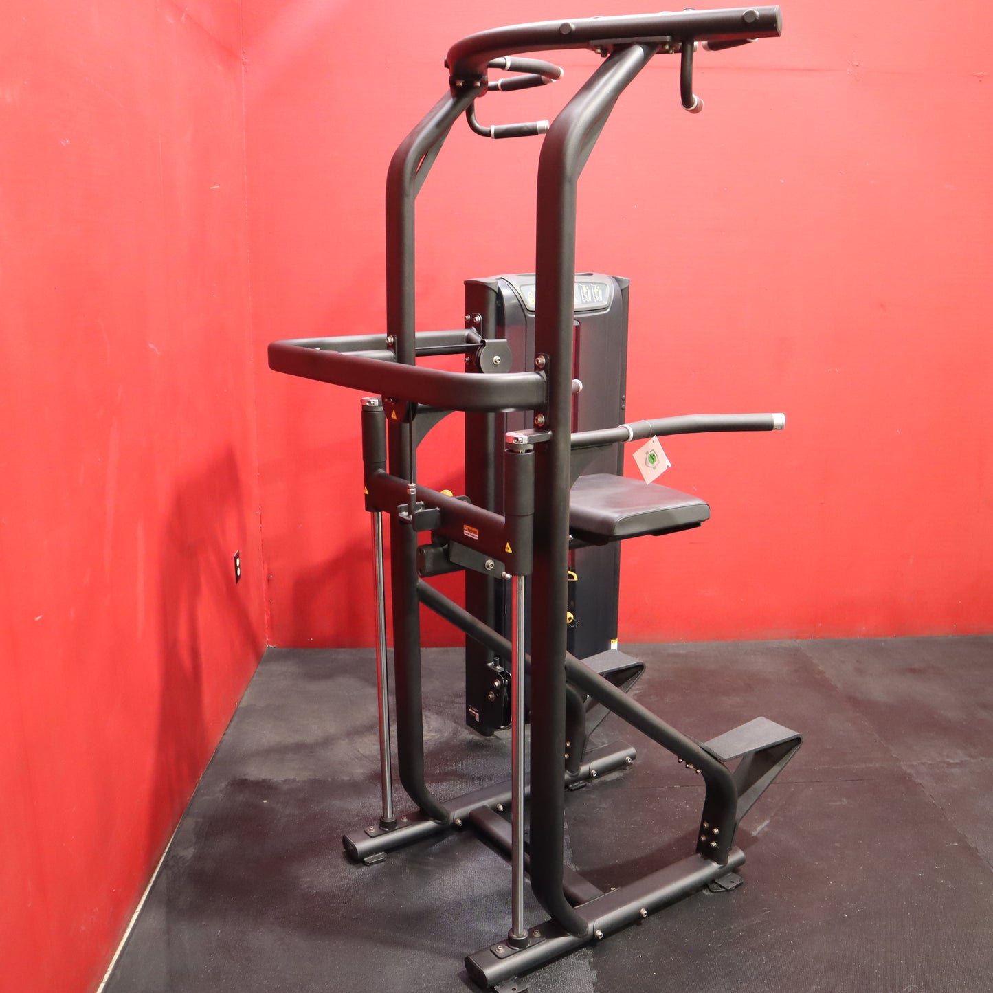 Matrix Versa Chin / Dip Assisted Pullup (Refurbished)