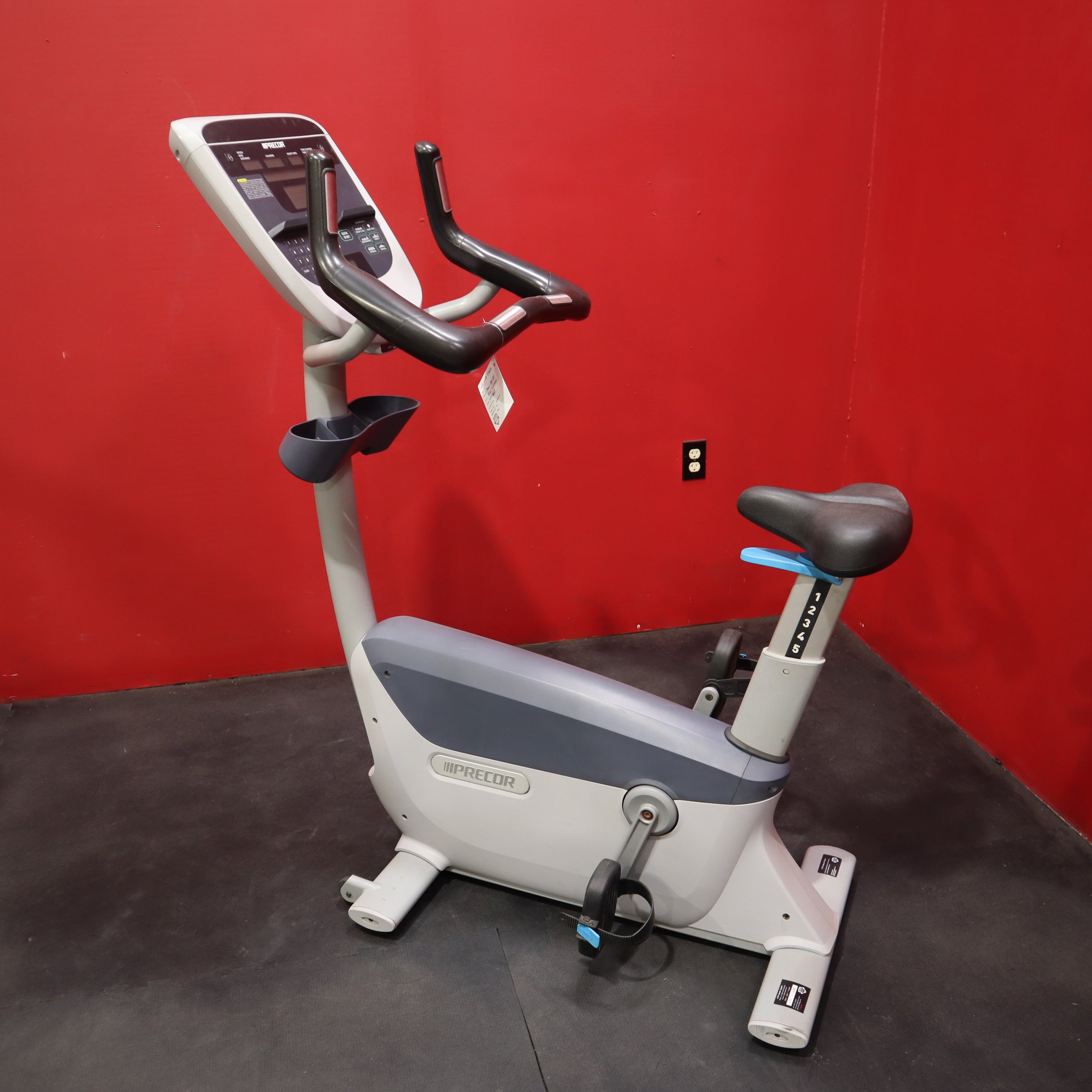 Precor UBK 835 bicicleta vertical con consola P30 (restaurada) – CTX ...