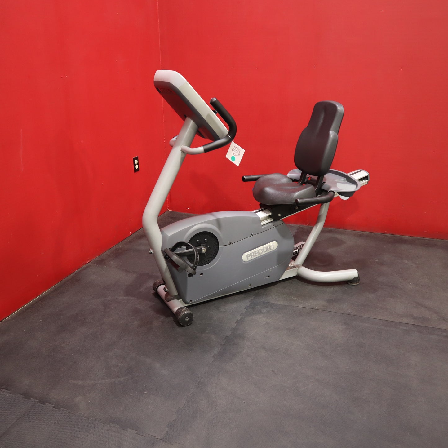 Precor 842i Recumbent Bike (Reacondicionado)