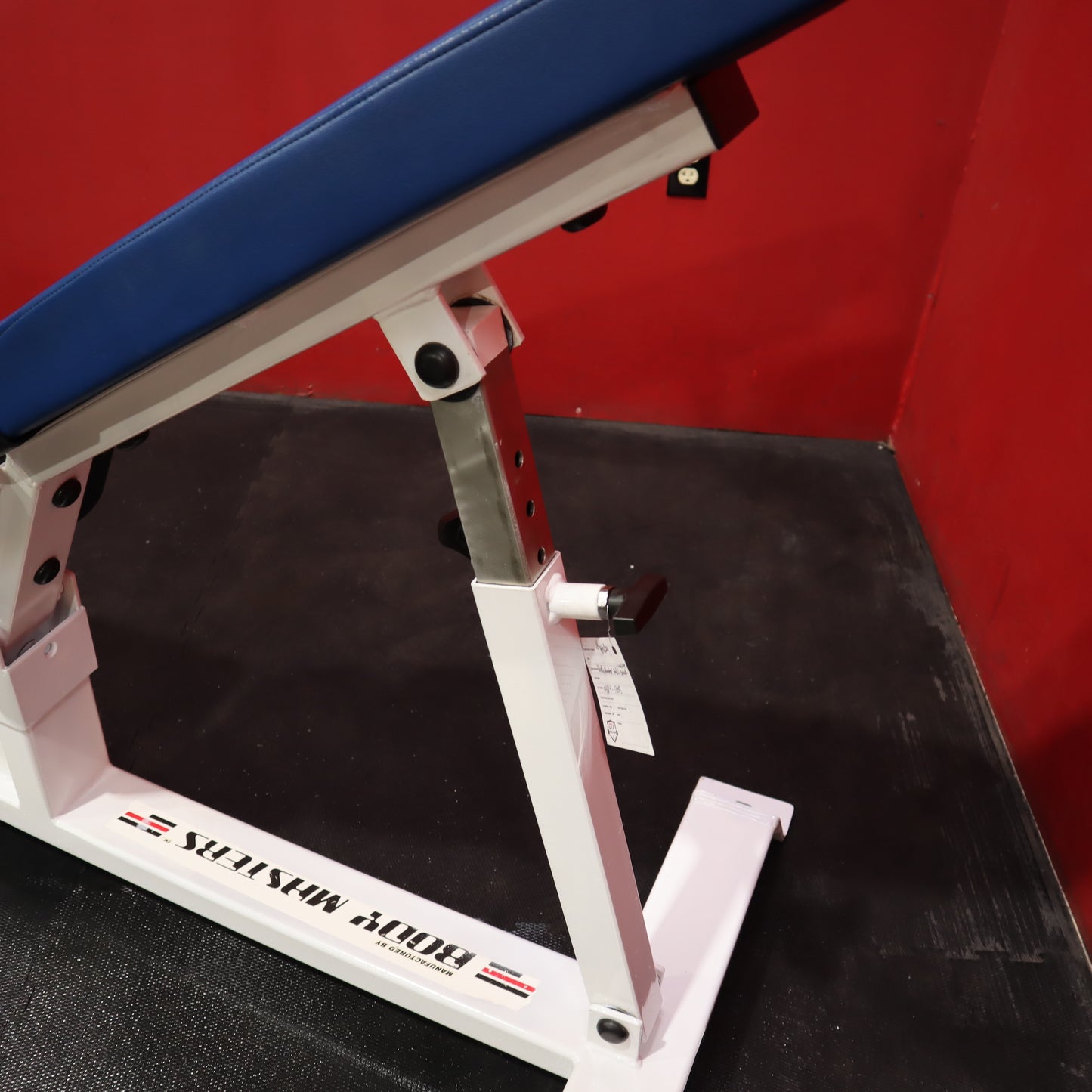 Body Masters Adjustable Incline Utility Bench (Refurbished)