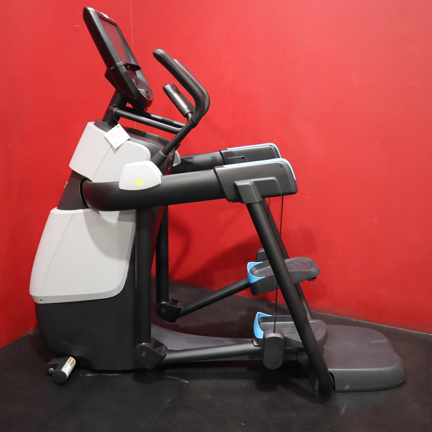 Precor AMT-12 885 Adaptive Motion Trainer w/P82 Console (Refurbished) (Black Color)