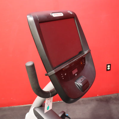 Precor RBK 885 Recumbent Bike w/P82 Consola (Reacondicionado)