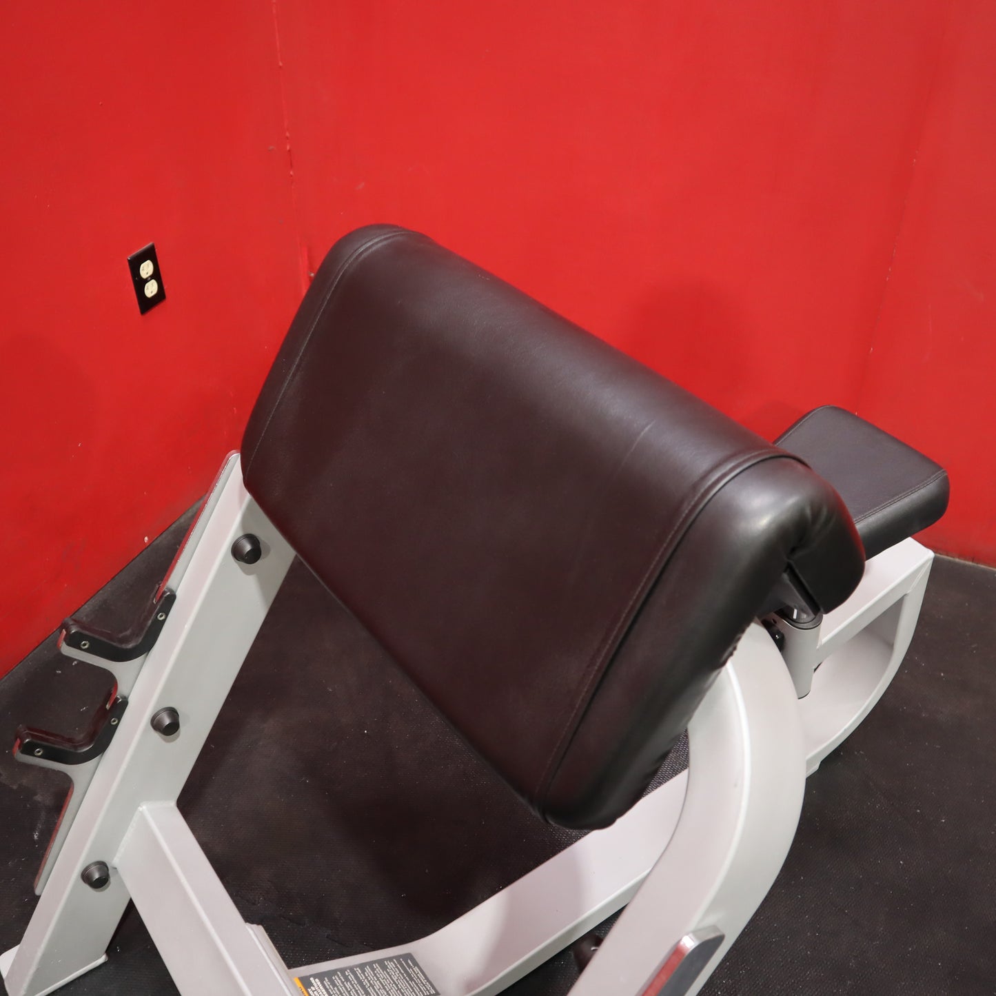 Precor Icarian Seated Preacher Bench (Refurbished)