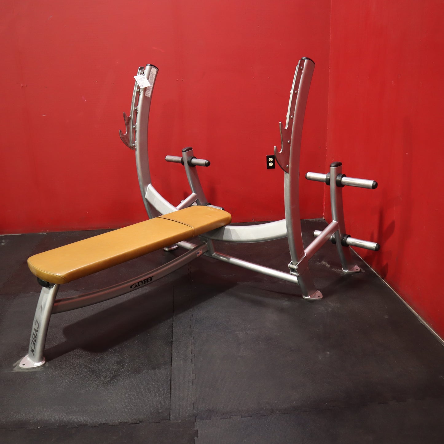 Cybex Olympic Flat Bench (Refurbished)