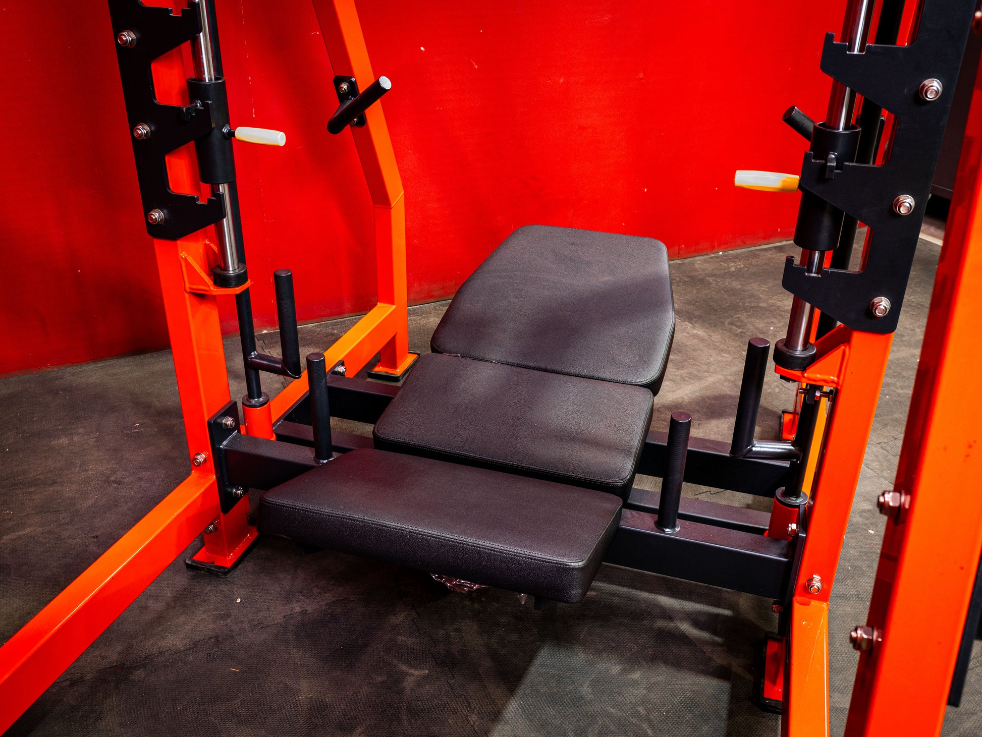BUILD Vertical Leg Press (New)