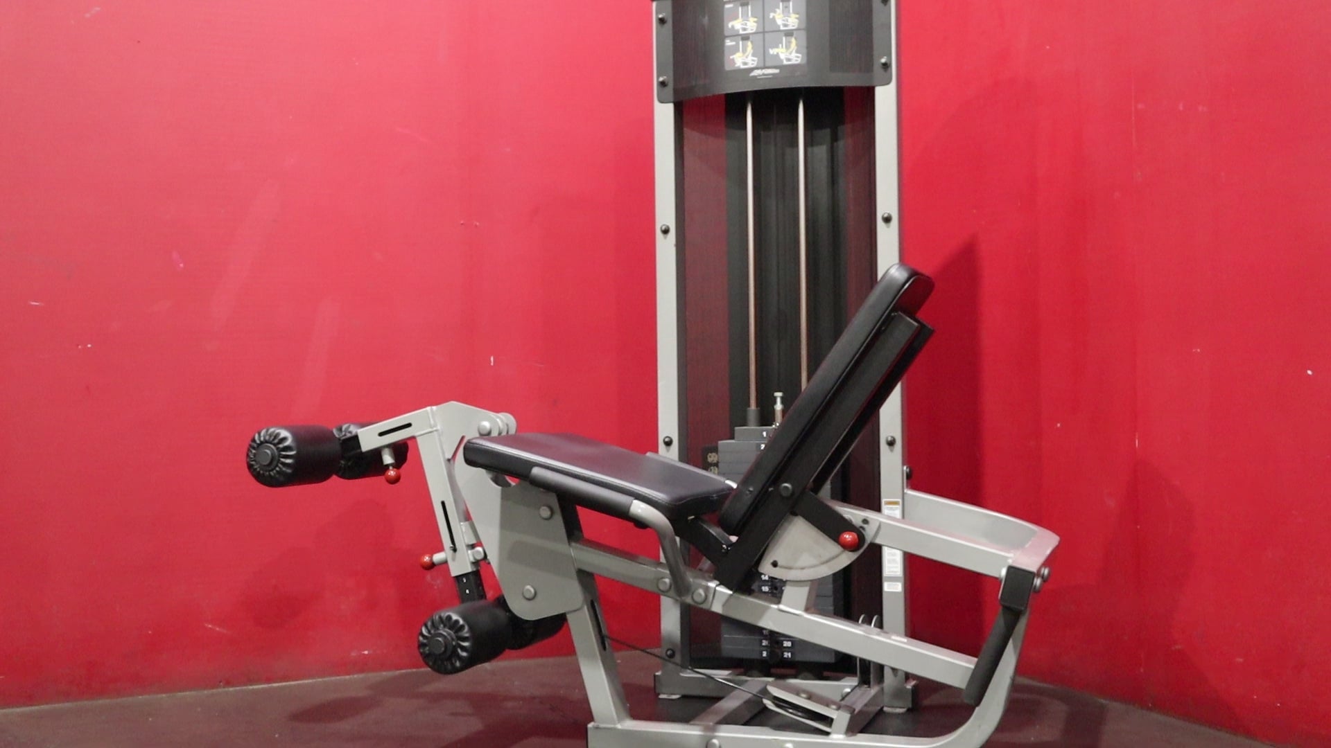 Life Fitness Fit Series Leg Extension/Leg Curl (Remanufactured)