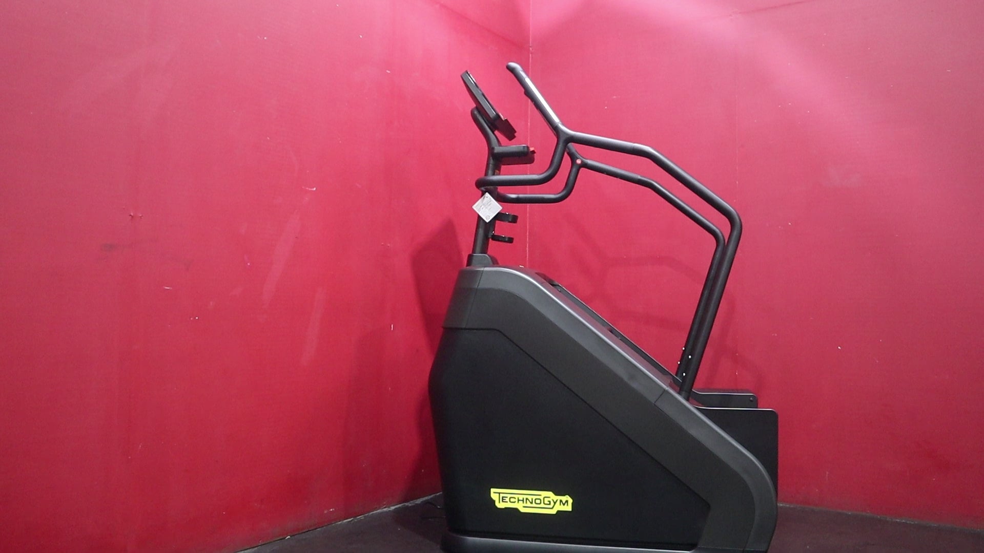 Technogym Excite Live 10" Climb (Remanufactured)