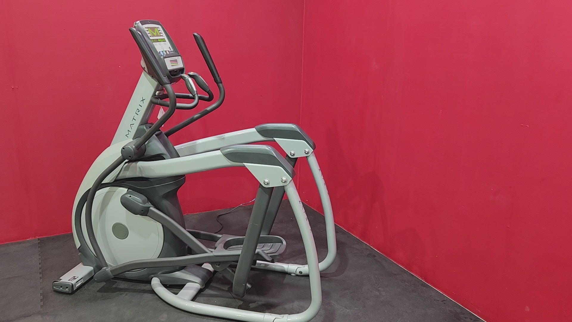 Matrix commercial online elliptical