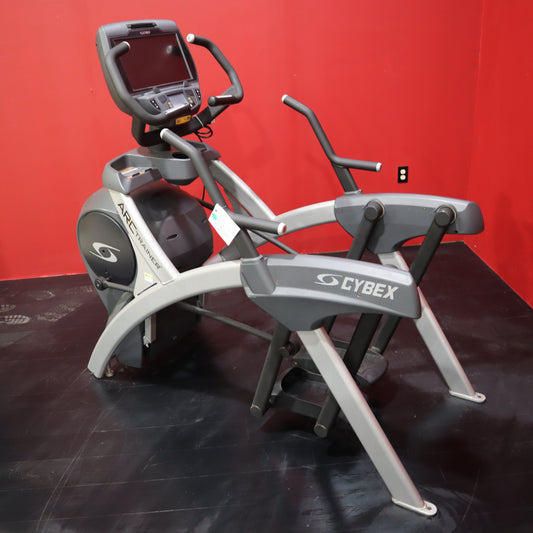 Cybex 771A Lower Body Arc Trainer w/E3 Console (Remanufactured)
