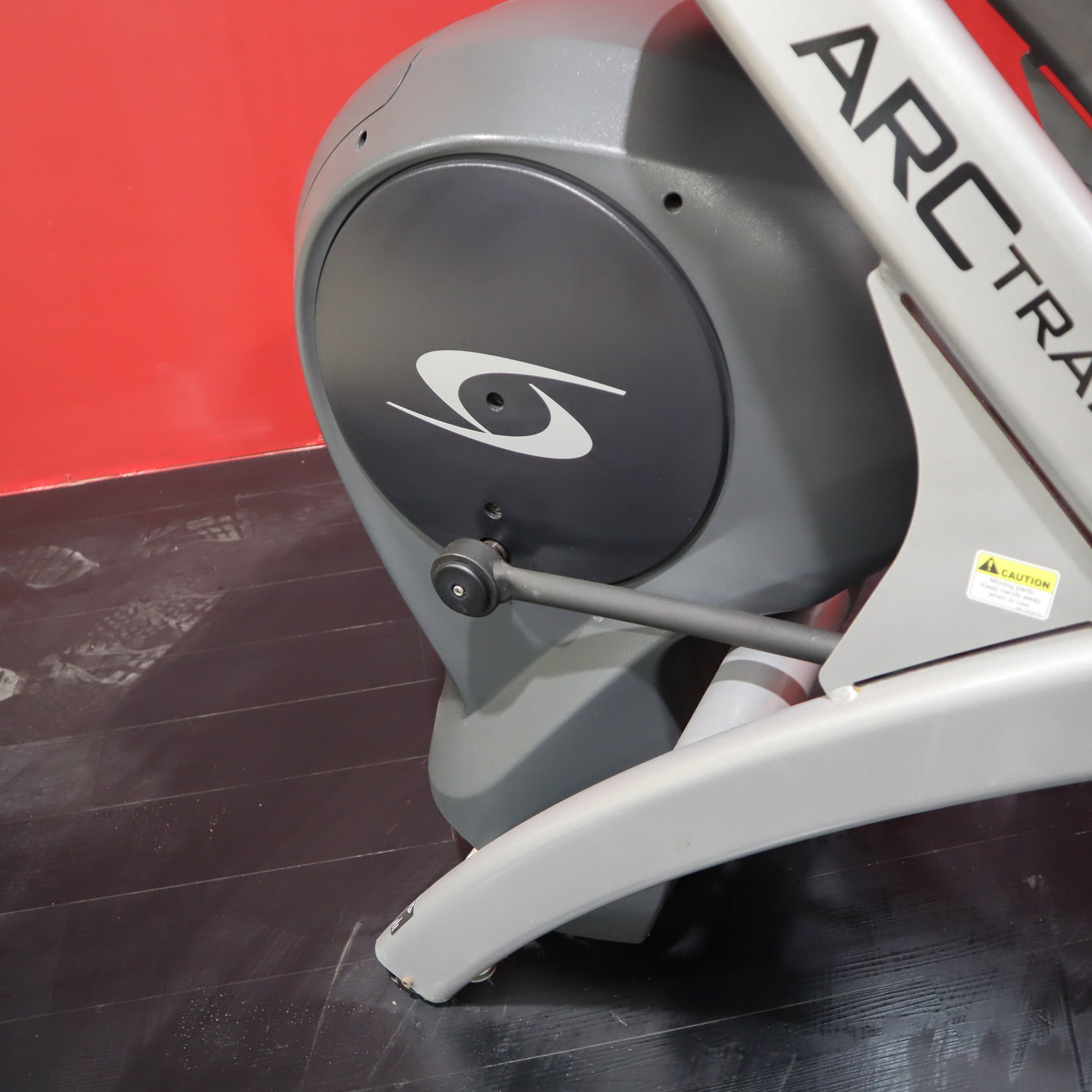 Cybex 771A Lower Body Arc Trainer w/E3 Console (Remanufactured)
