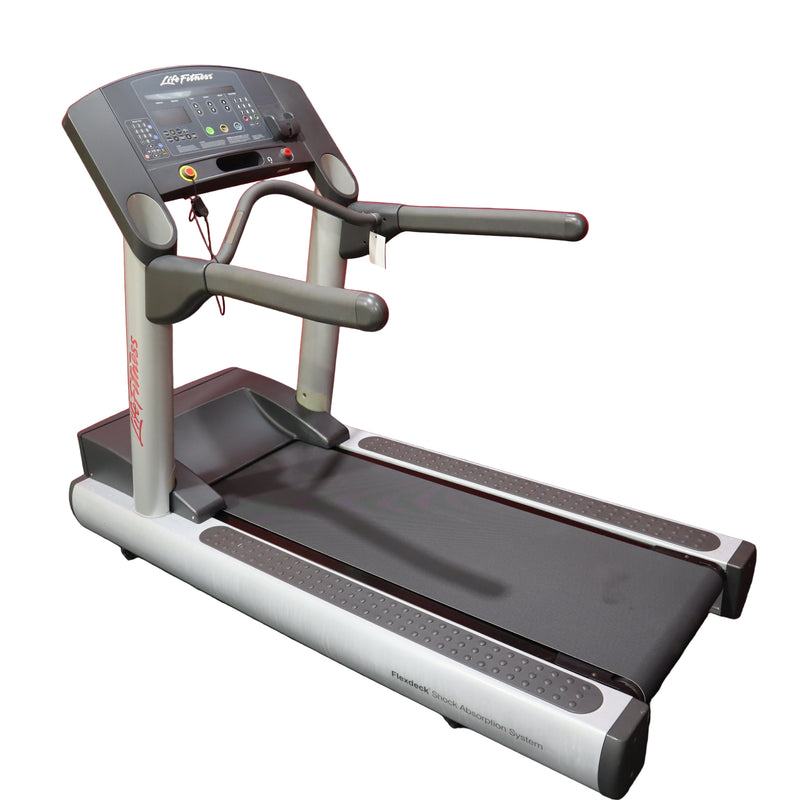 Life Fitness CLST Integrity Series Treadmill (Gris Claro) * Reacondicionado *