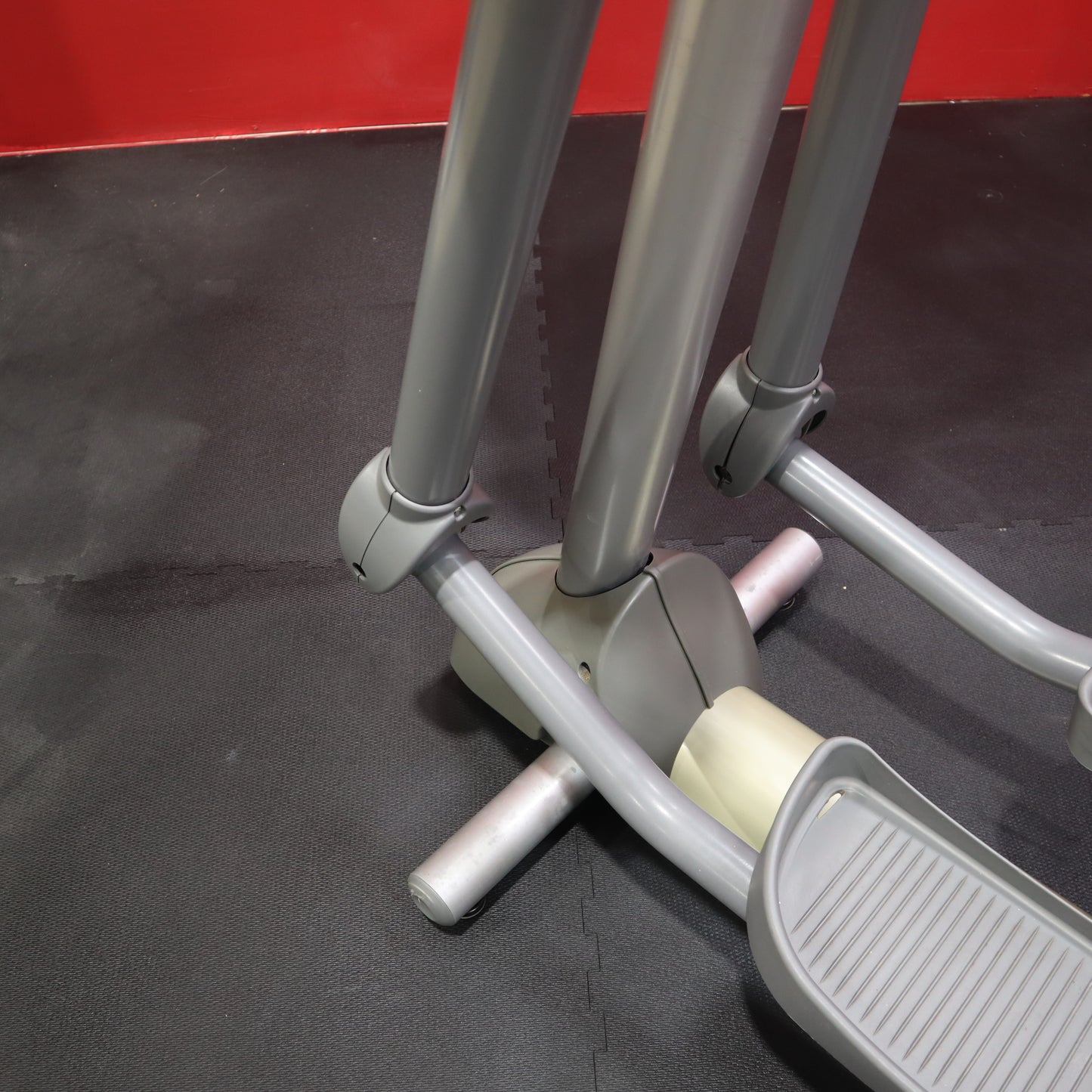 Life Fitness 91XI entrenador elíptico (Usado)