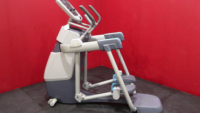 Precor AMT-12 835 Adaptive Motion Trainer (Open Stride) w/Consola P30 (Reacondicionado) * ENVÍO GRATIS *